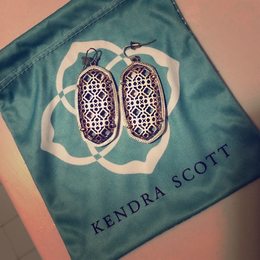Kendra Scott  earrings. Gold/RoseGold Filagree